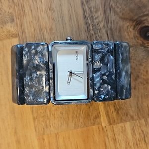 Nixon Watch
